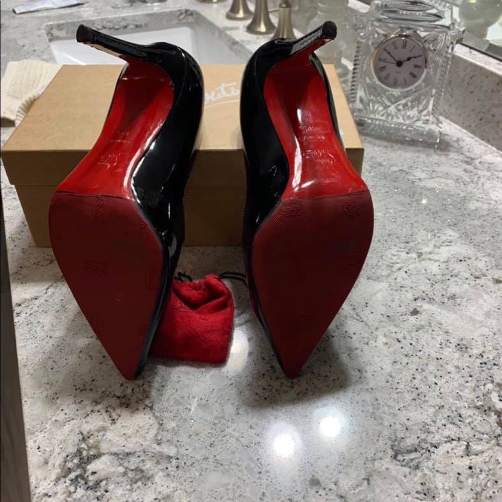 Christian Louboutin shoes size 40.5